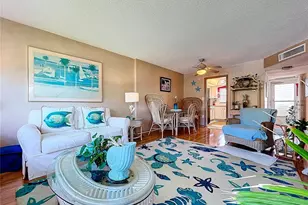 4650 Cove Cir, Saint Petersburg, FL 33708 - Photo 7