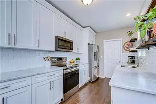 1710 Escort Ave, Tampa, FL 33610 - Photo 11