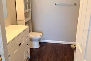 10764 70th Ave, Seminole, FL 33772 - Photo 9