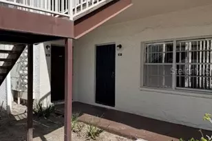 9217 Tudor Dr, Tampa, FL 33615 - Photo 7