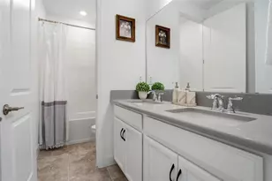 34068 Castaway Loop, Wesley Chapel, FL 33543 - Photo 33