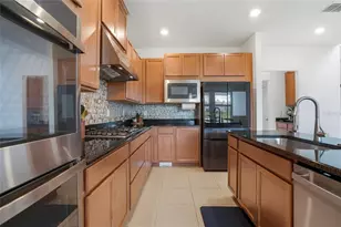 34068 Castaway Loop, Wesley Chapel, FL 33543 - Photo 15