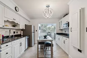 1338 Snell Isle Blvd NE, Saint Petersburg, FL 33704 - Photo 13