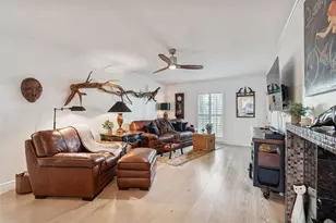 1338 Snell Isle Blvd NE, Saint Petersburg, FL 33704 - Photo 13