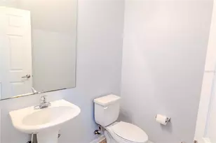 8208 Downpatrick Ct, Tampa, FL 33610 - Photo 7