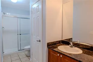 8208 Downpatrick Ct, Tampa, FL 33610 - Photo 13