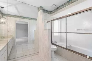 2111 W View Dr, Sun City Center, FL 33573 - Photo 19