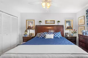 2111 W View Dr, Sun City Center, FL 33573 - Photo 27