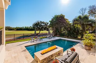 125 Almedo Way Way NE, Saint Petersburg, FL 33704 - Photo 35