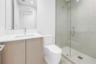 275 1st Ave S, Saint Petersburg, FL 33701 - Photo 23