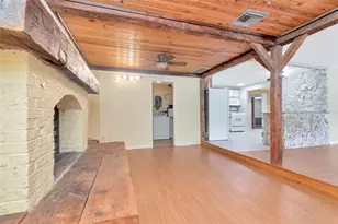 8350 94th Ave, Seminole, FL 33777 - Photo 11