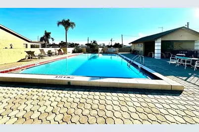 4749 Sunny Loop #4749, Holiday, FL 34690 - Photo 5