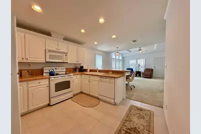 209 S Port Royal Lane, Apollo Beach, FL 33572 - Photo 11