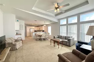 209 S Port Royal Ln, Apollo Beach, FL 33572 - Photo 7