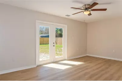 5460 40th Avenue N, Saint Petersburg, FL 33709 - Photo 9