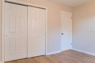 5460 40th Ave N, Saint Petersburg, FL 33709 - Photo 17