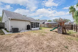 11130 Indian Oaks Dr, Tampa, FL 33625 - Photo 23