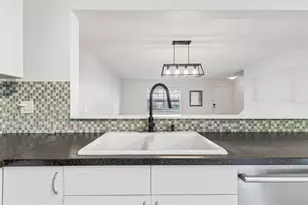 607 Bough Ave, Clearwater, FL 33760 - Photo 9