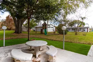 215 Morningside Dr, Valrico, FL 33594 - Photo 59