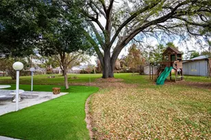 215 Morningside Dr, Valrico, FL 33594 - Photo 57