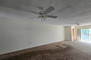 7700 92nd St, Seminole, FL 33777 - Photo 9