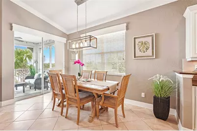 1435 Emerald Dunes Drive, Sun City Center, FL 33573 - Photo 9