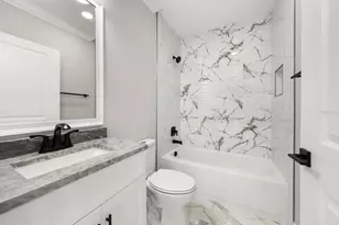 211 Dolphin Point, Clearwater, FL 33767 - Photo 17