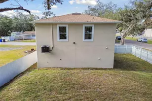 6701 E 19th Ave, Tampa, FL 33619 - Photo 7