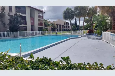 8609 N Champlain Court #77, Tampa, FL 33614 - Photo 15