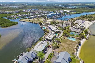 611 Destiny Dr, Ruskin, FL 33570 - Photo 21