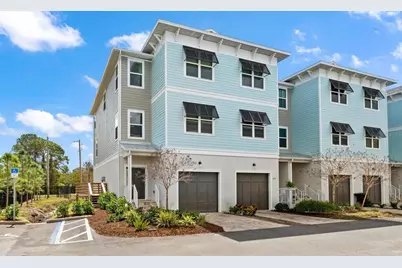 1297 Savona Drive NE, Saint Petersburg, FL 33702 - Photo 1