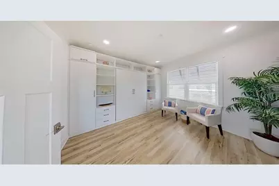 1297 Savona Drive NE, Saint Petersburg, FL 33702 - Photo 25