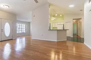 10504 Moshie Ln, San Antonio, FL 33576 - Photo 9