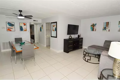 12760 Indian Rocks Road #555, Largo, FL 33774 - Photo 5