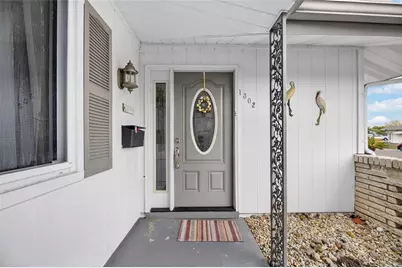 1302 Desert Hills Drive, Sun City Center, FL 33573 - Photo 5