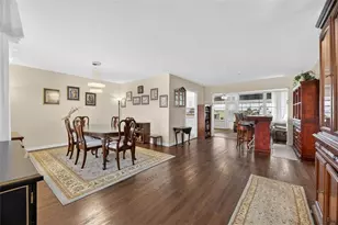 1302 Desert Hills Dr, Sun City Center, FL 33573 - Photo 7