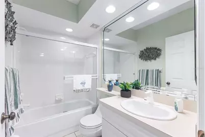 6475 Shoreline Drive #5403, Saint Petersburg, FL 33708 - Photo 25