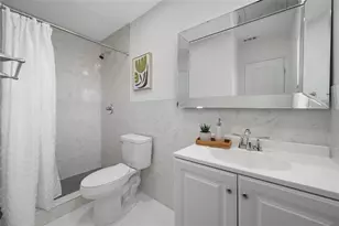 4916 Carlyle Rd, Tampa, FL 33615 - Photo 29