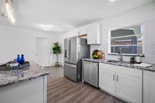 4916 Carlyle Rd, Tampa, FL 33615 - Photo 17