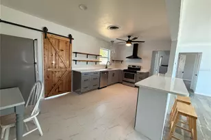 4773 56th Ave N, Saint Petersburg, FL 33714 - Photo 7