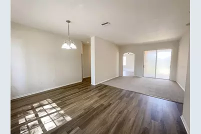 10101 Kingsbridge Avenue, Tampa, FL 33626 - Photo 3