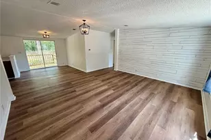 7304 23rd St, Zephyrhills, FL 33540 - Photo 9