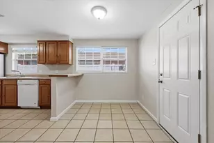 3915 W State St, Tampa, FL 33609 - Photo 19
