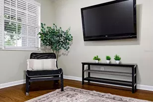 3915 W State St, Tampa, FL 33609 - Photo 5