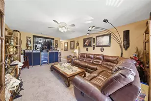 192 Coquina Bay Drive, Saint Petersburg, FL 33705 - Photo 13
