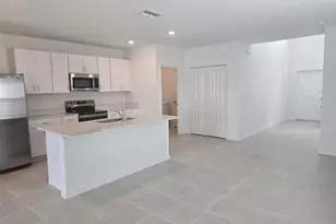 11458 Brae Wy, Dade City, FL 33525 - Photo 7