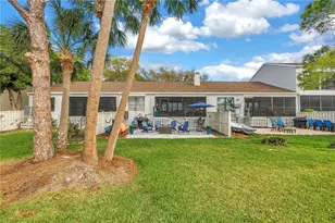 912 Myakka Ct NE, Saint Petersburg, FL 33702 - Photo 21