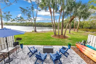 912 Myakka Ct NE, Saint Petersburg, FL 33702 - Photo 7