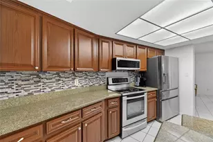 6704 Rosemary Dr, Tampa, FL 33625 - Photo 11