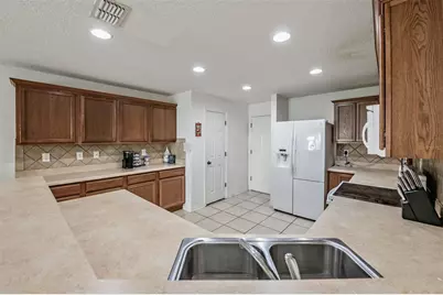 7013 Penta Place, Wesley Chapel, FL 33545 - Photo 11